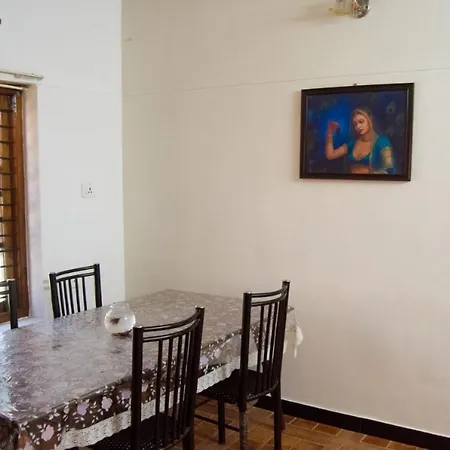 Texas Guest House Thiruvananthapuram Exterior photo